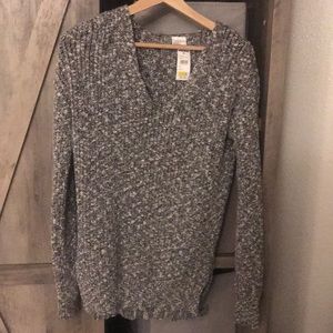 Supper cute over sized sweater.